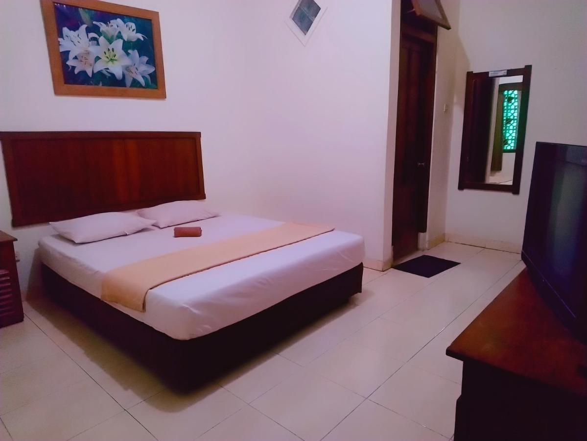 Hotel Keprabon Solo Εξωτερικό φωτογραφία